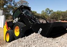 स्किड स्टीयर लोडर JCB 135