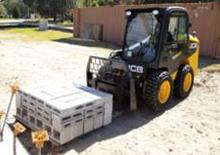 स्किड स्टीयर लोडर JCB 155