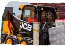 स्किड स्टीयर लोडर JCB 210