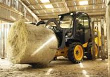 स्किड स्टीयर लोडर JCB 260T