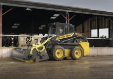 स्किड स्टीयर लोडर New Holland L220