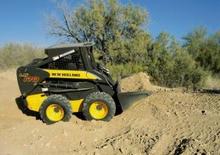 स्किड स्टीयर लोडर New Holland LS 170