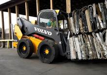 स्किड स्टीयर लोडर Volvo MC115C
