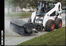 स्किड स्टीयर लोडर Bobcat S 250 SJC