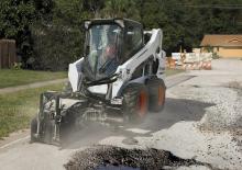 स्किड स्टीयर लोडर Bobcat S570