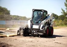 स्किड स्टीयर लोडर Bobcat S650