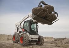 स्किड स्टीयर लोडर Bobcat S850