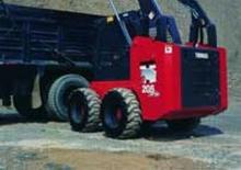 स्किड स्टीयर लोडर Thomas T 203 HD