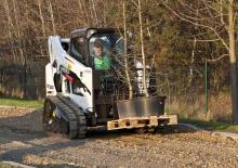 स्किड स्टीयर लोडर Bobcat T590