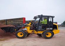 व्हील लोडर JCB 403