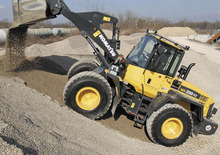 व्हील लोडर Komatsu WA250PZ-5
