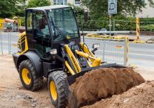 व्हील लोडर Komatsu WA80M-7