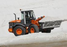 व्हील लोडर Hitachi ZW 140