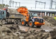 व्हील लोडर Hitachi ZW180PL-6