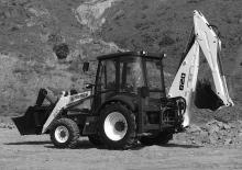 बैकहो लोडर Terex 820