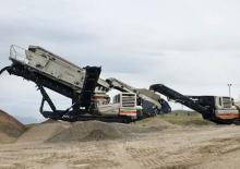 रबल रीसाइक्लिंग प्लांट Metso Lokotrack LT 220 D