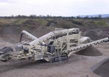 रबल रीसाइक्लिंग प्लांट Metso Lokotrack LT 400 HPF