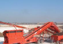 मोबाइल स्क्रीनिंग प्लांट Terex-Finlay 390