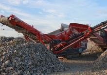 मोबाइल स्क्रीनिंग प्लांट Terex-Finlay 863+