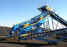 मोबाइल स्क्रीनिंग प्लांट Pilot Crushtec DD7215