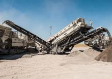 मोबाइल स्क्रीनिंग प्लांट Metso Lokotrack ST3.8