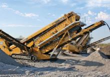 मोबाइल स्क्रीनिंग प्लांट IROCK  TS-522