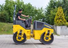 टैंडम वाइब्रेशन रोलर Bomag BW 135 AD-5