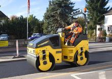 टैंडम वाइब्रेशन रोलर Bomag BW 138 AD-5