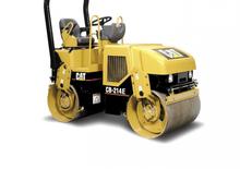 टैंडम वाइब्रेशन रोलर Caterpillar CB 214 E