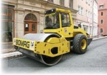 सिंगल-ड्रम रोलर Bomag BW 213 DH-3 BVC