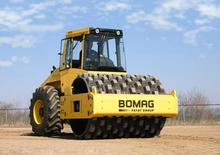 सिंगल-ड्रम रोलर Bomag BW 213 PD-40