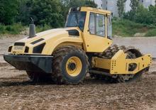सिंगल-ड्रम रोलर Bomag BW 213 PDH-4
