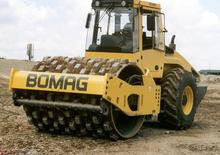सिंगल-ड्रम रोलर Bomag BW 214 PDH-4i