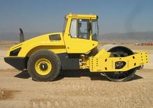 सिंगल-ड्रम रोलर Bomag BW 219 DH-4