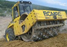 सिंगल-ड्रम रोलर Bomag BW 219 PD-4