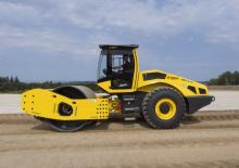 सिंगल-ड्रम रोलर Bomag BW 226 DH-5
