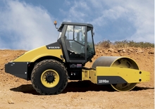 सिंगल-ड्रम रोलर Volvo SD190DX