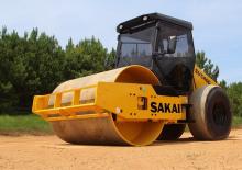 सिंगल-ड्रम रोलर Sakai SV640D