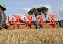 प्लाउ Kuhn Multi-Master 113 4 T