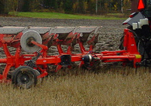 प्लाउ Kuhn Multi-Master 122 T 4