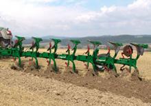 प्लाउ Regent Taurus 200 T