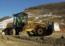 ग्रेडर New Holland F 106.6