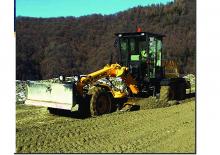 ग्रेडर New Holland F 106.6