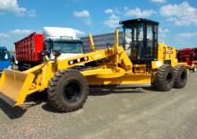 ग्रेडर YTO PY180C