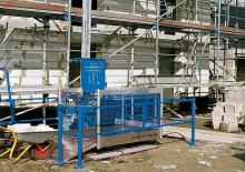 मास्ट क्लाइम्बिंग वर्क प्लेटफॉर्म Böcker Super-Lift Z 320