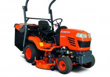 म्यूनिसिपल ट्रैक्टर फ्रंट हिच Kubota G 26 LD