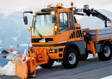 म्यूनिसिपल ट्रैक्टर फ्रंट हिच Bergmann GT 3006