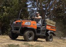 म्यूनिसिपल ट्रैक्टर फ्रंट हिच Kubota RTV 900 G