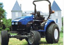 म्यूनिसिपल ट्रैक्टर फ्रंट हिच New Holland TC 40 D