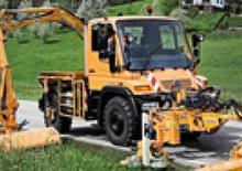 म्यूनिसिपल ट्रैक्टर फ्रंट हिच Unimog U 300